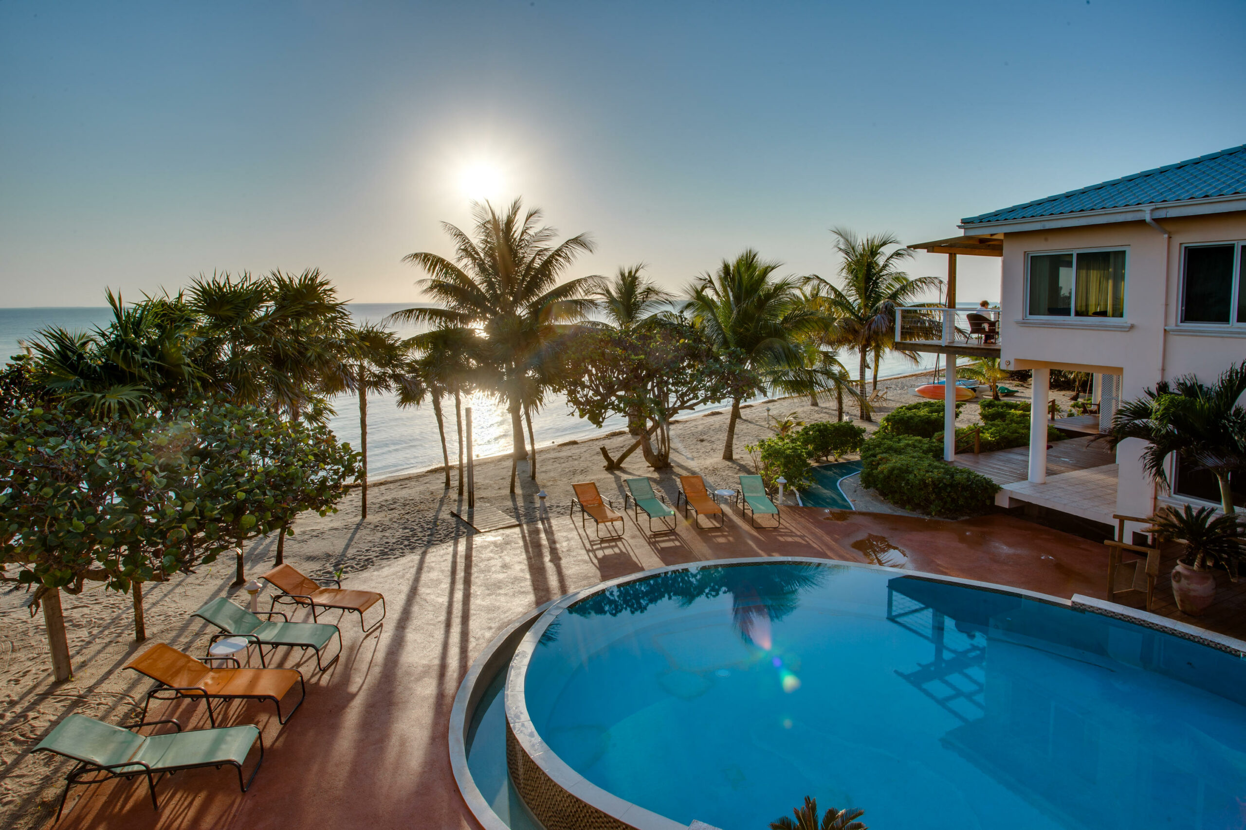 all-inclusive-resort-sunrise-belize