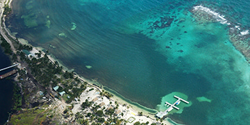 Halbmond Caye