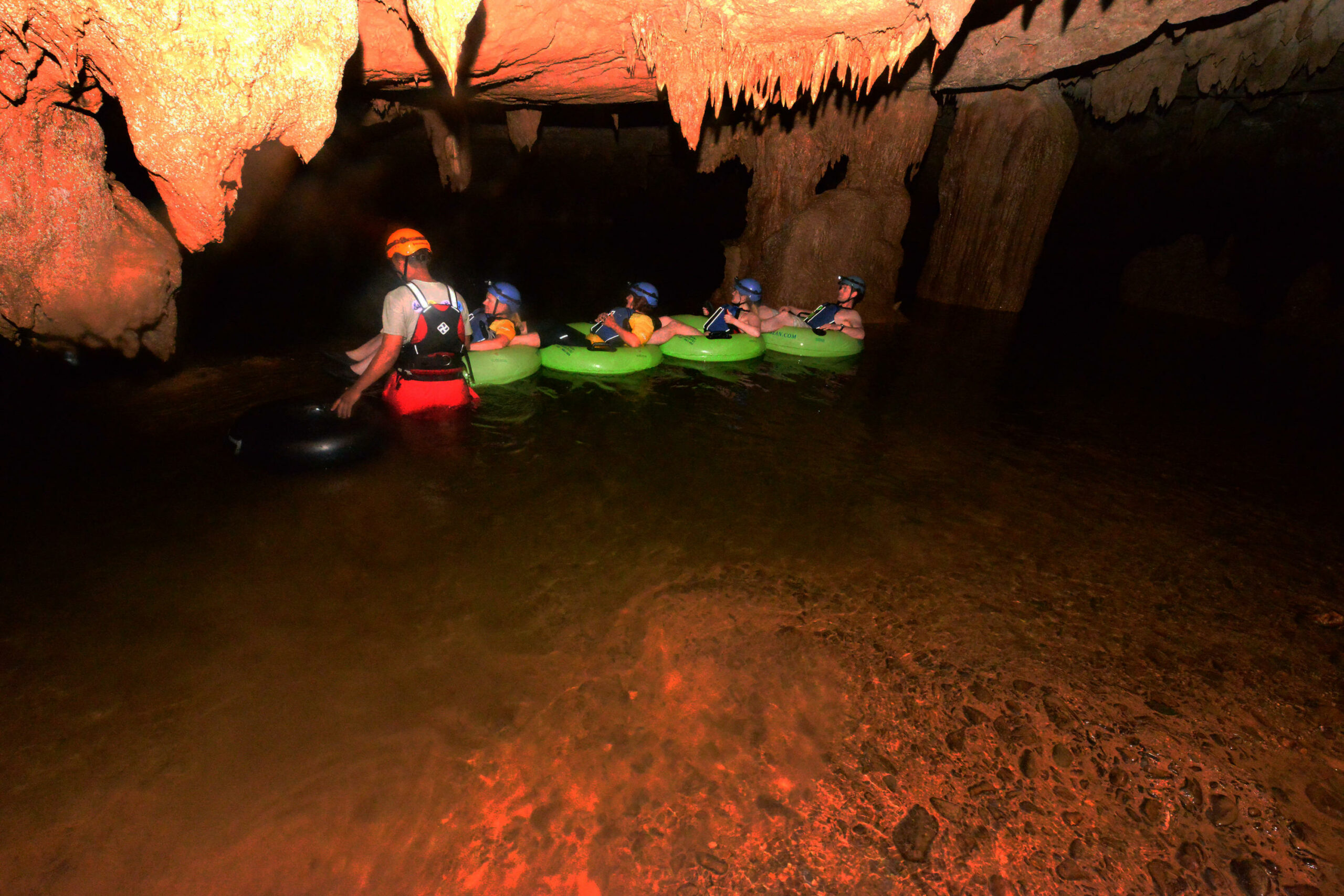 Grotten Tubing