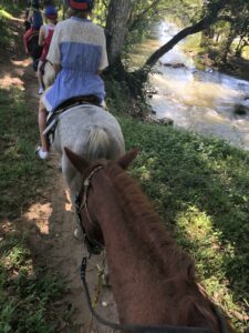 horseback riding xunantunich 3