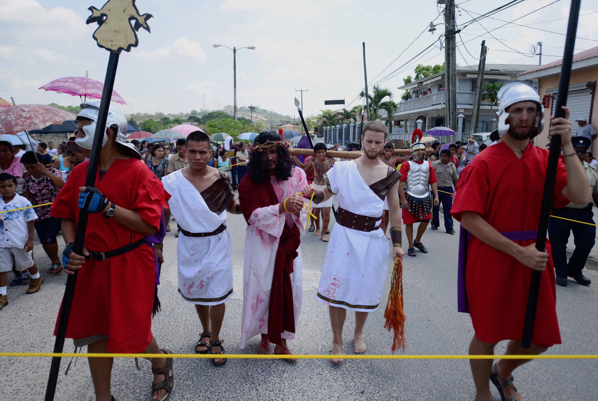 Celebrando a Páscoa em Belize | The Holy &amp; the Heartfelt | 4