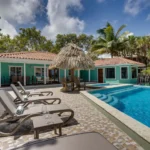 Agua Villa Escape