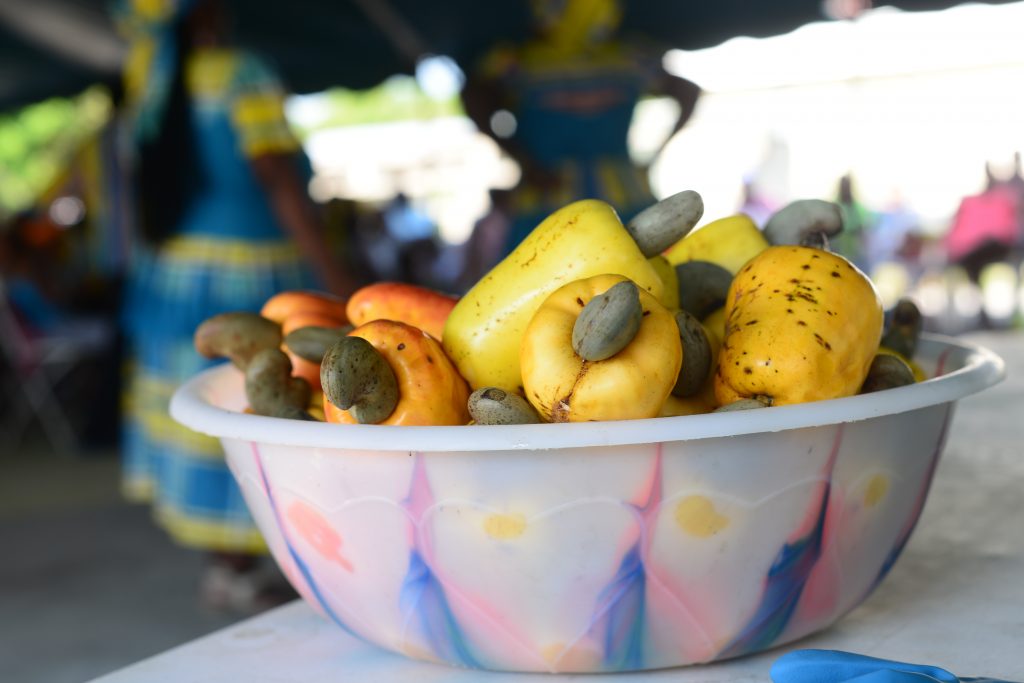 6 lokale vruchten om van te genieten tijdens de zomer in Belize-Cashew