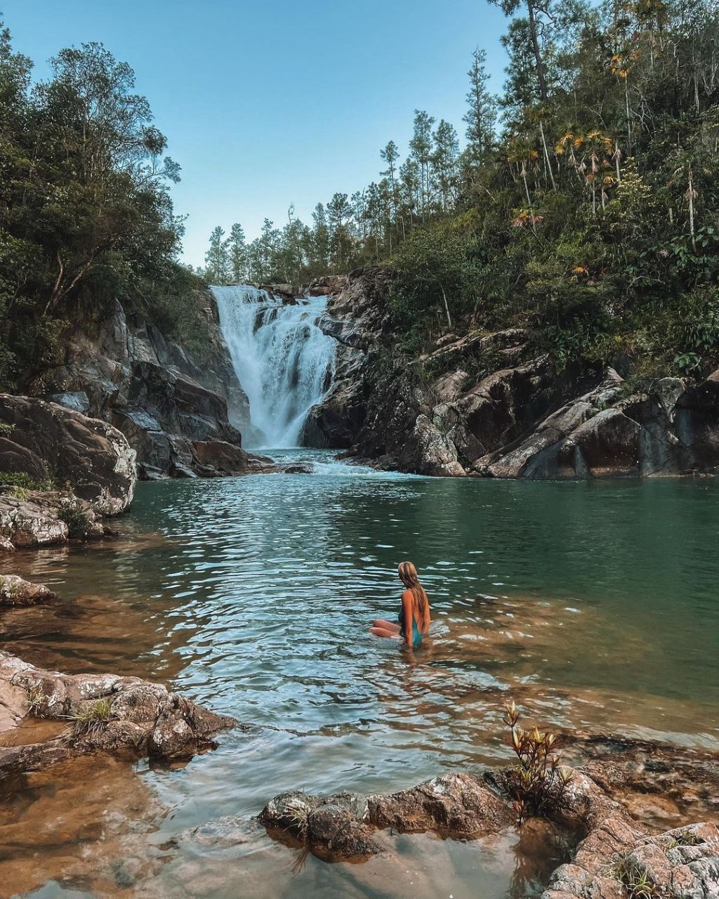 Big Rock Falls - Lugares legais para se refrescar em Belize