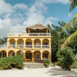 Villa Incommunicada