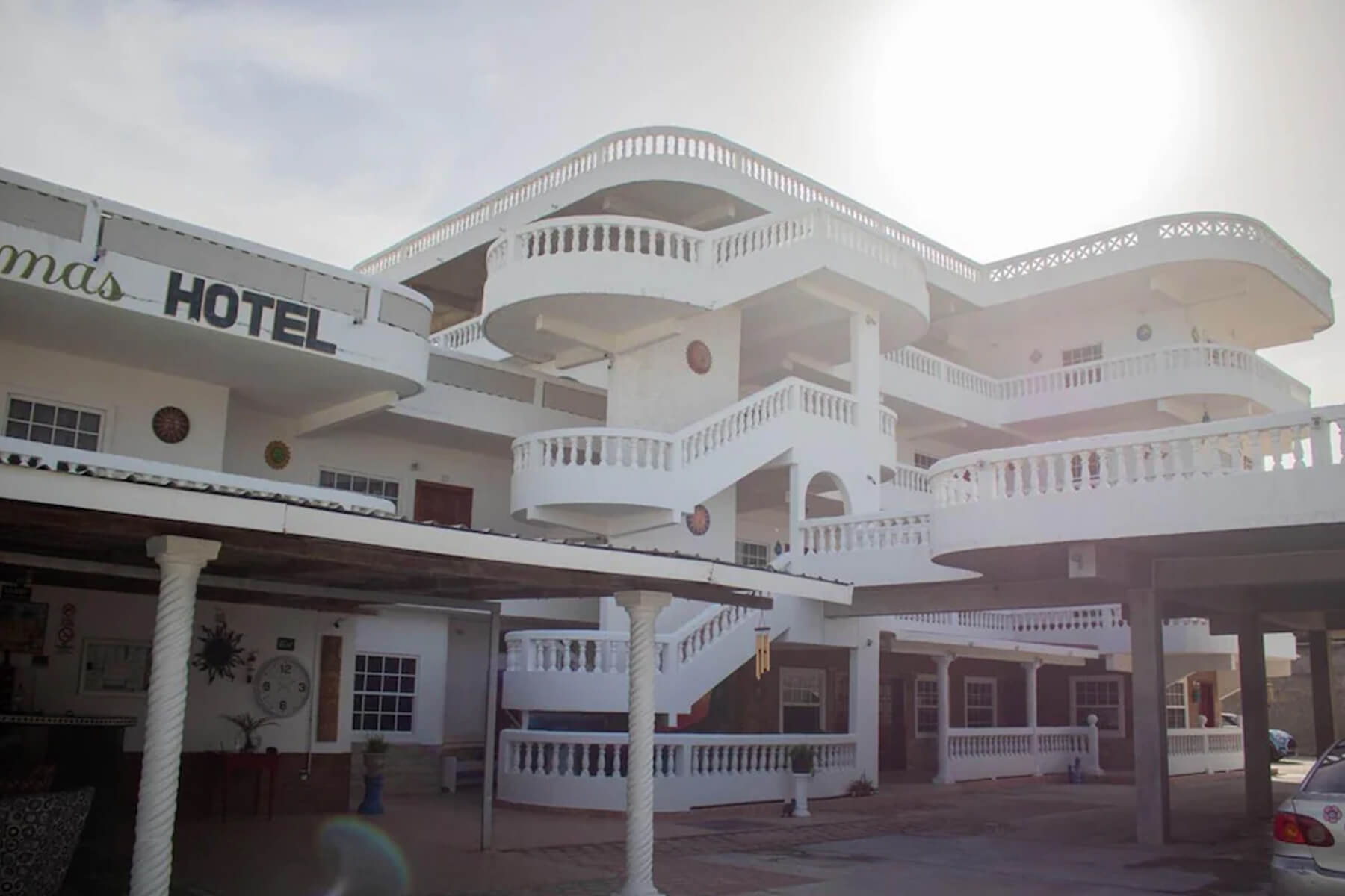 Las Palmas Hotel