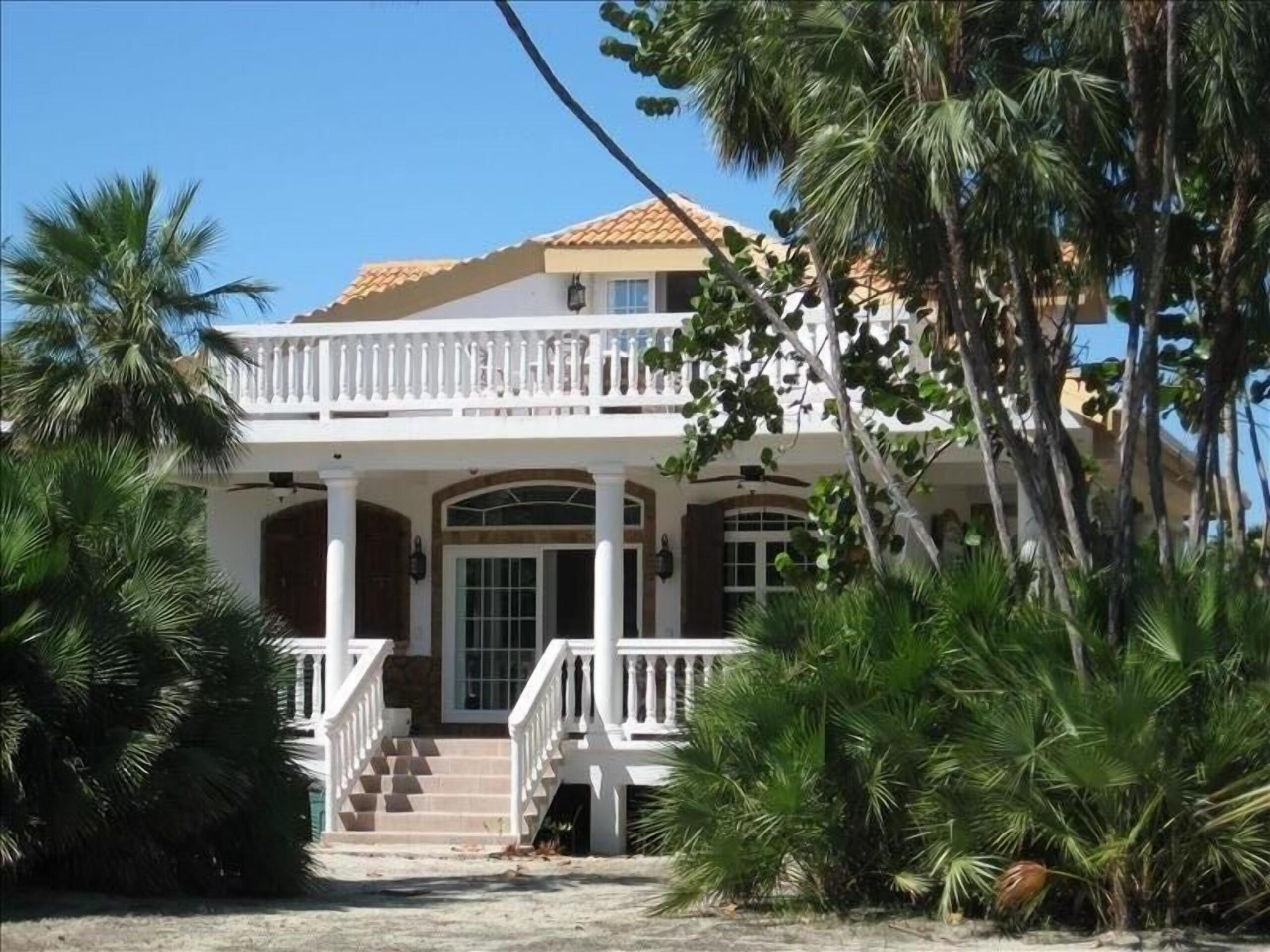 Caribbean Way, Beach House