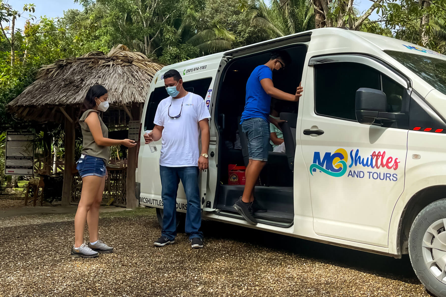 MC Shuttle & Tour