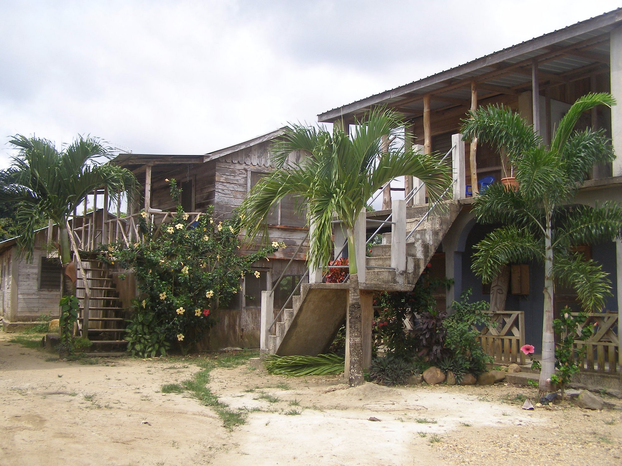 Tutzil Nah Cottages