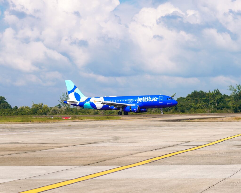 JetBlue - direct flights to Belize
