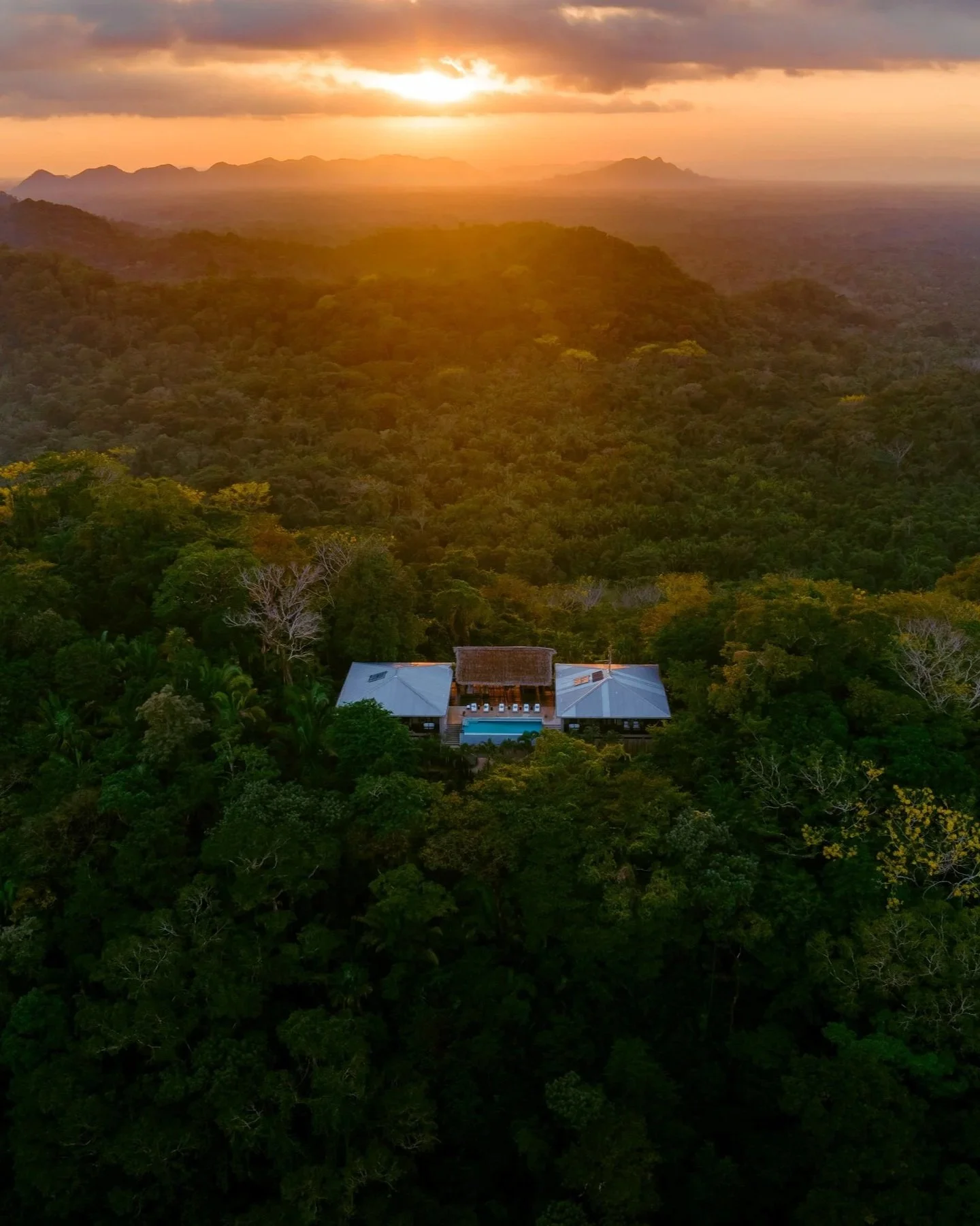 50 % de réduction sur les tarifs standards des chambres (y compris les forfaits)